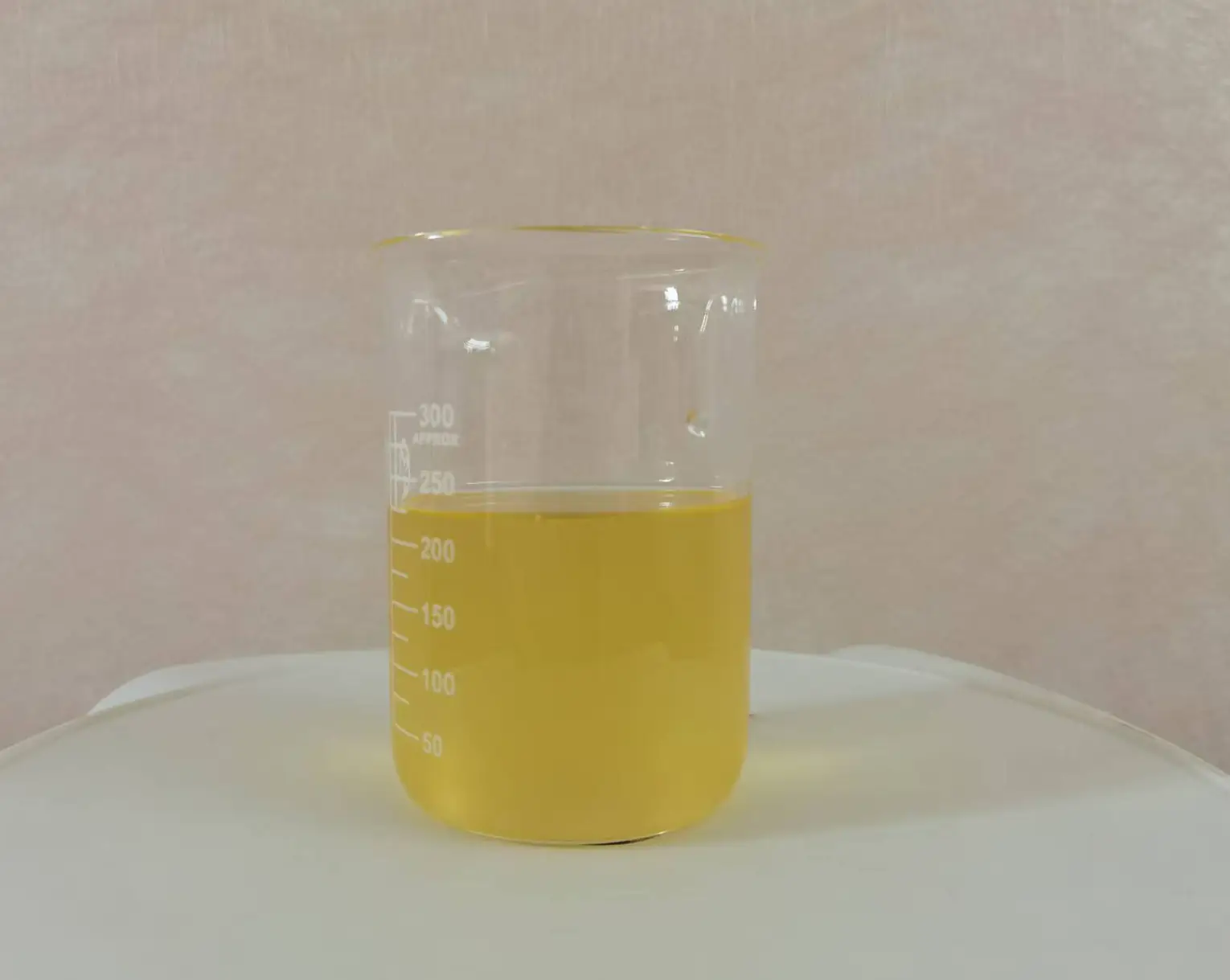 無氟防水劑生產(chǎn)企業(yè)哪家好？源頭防水劑廠家與三防防水劑推薦指南