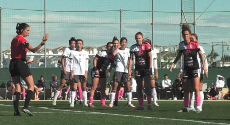  唐佳麗梅開二度、邵子欽破門，中國女足3-2擊敗Alhama俱樂部女足