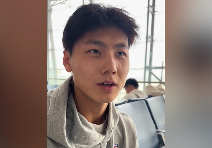  為何半場過后不久被換下？毛偉杰：兩條腿特別緊，李導(dǎo)怕我受傷