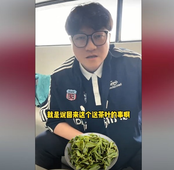  趙鵬：不太清楚賈秀全要球員買茶葉的段子，但這在現(xiàn)實(shí)中也正常