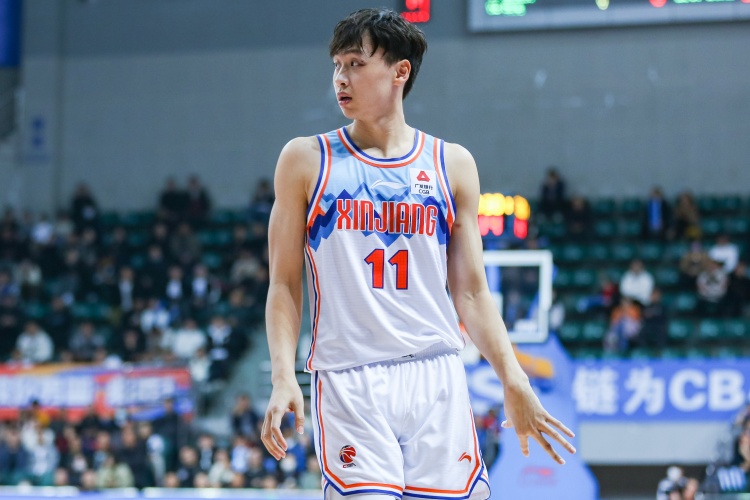  中規(guī)中矩！齊麟8中4拿到15分6籃板 有4失誤&正負(fù)值-10