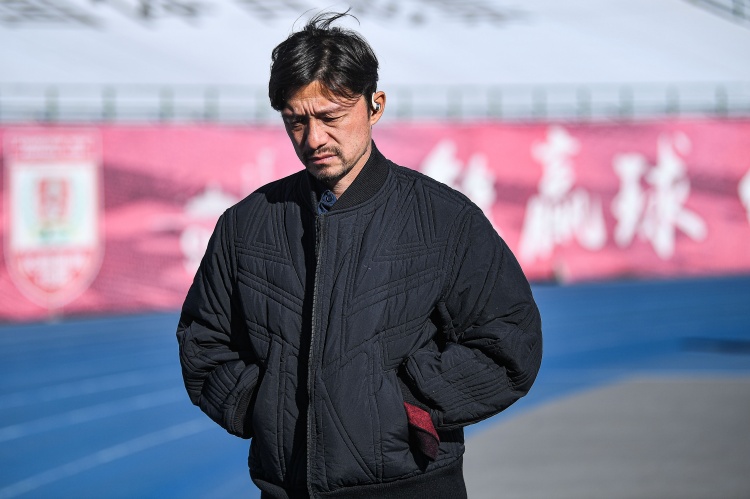  兩隊(duì)均三連敗開局！足球報(bào)談亞泰vs三鎮(zhèn)：亞泰力爭(zhēng)打好第一個(gè)主場(chǎng)